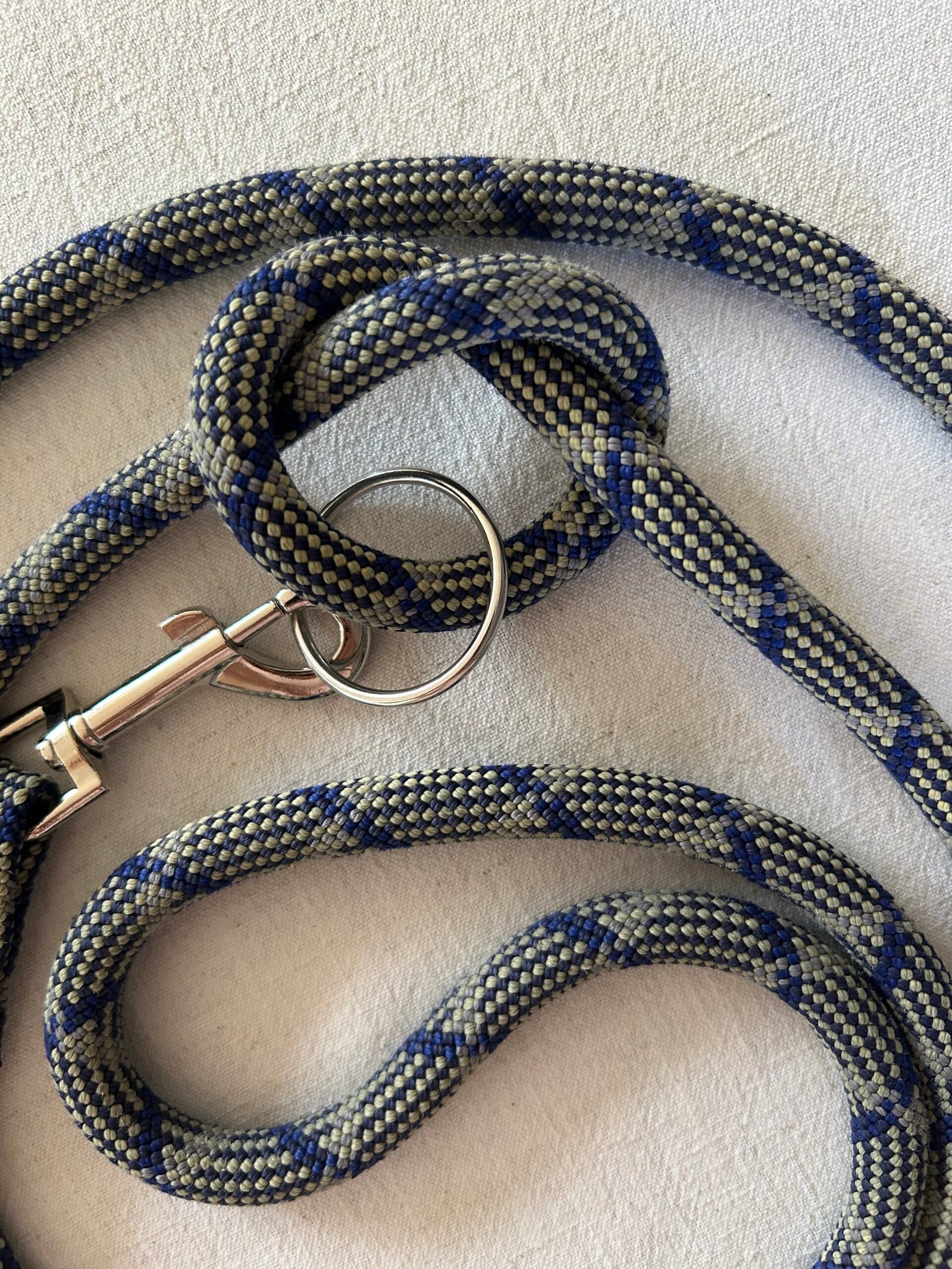 HUGO - Hands-Free Dog Lead - Image 2